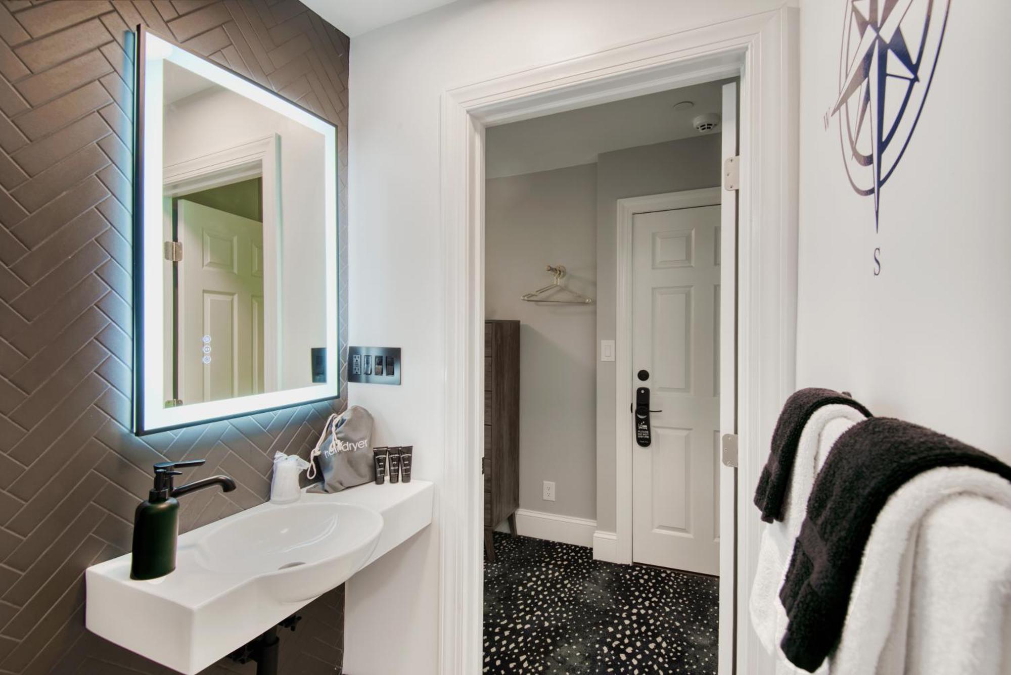 Hudson Navigator Hotel Ngoại thất bức ảnh